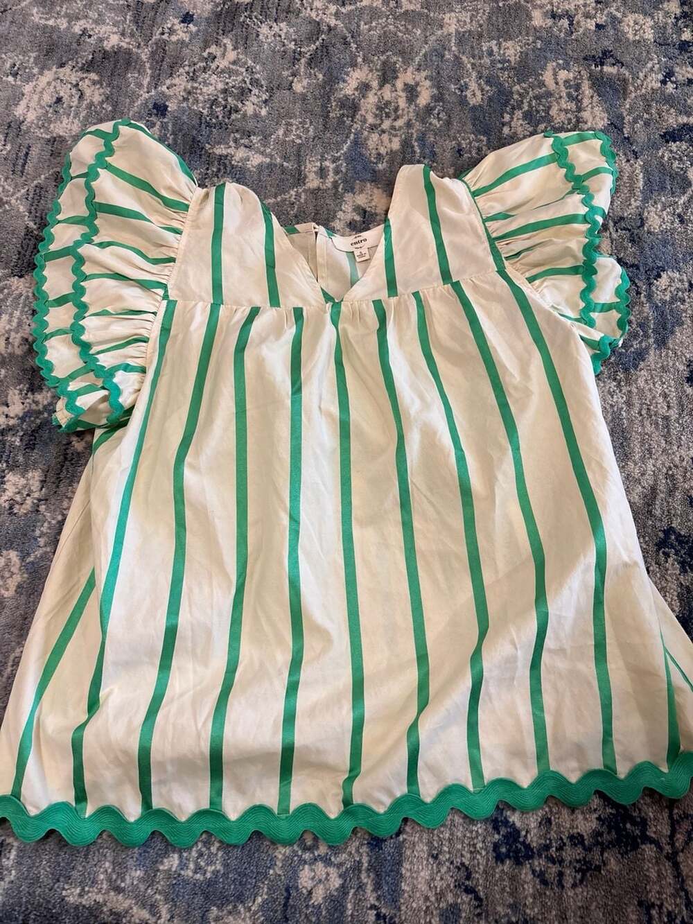 Entro Blouse Size S Green White Striped Ruffle Top